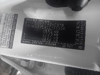 Toyota Auris Auris (E18) Hatchback 5-drs 1.8 16V Hybrid (2ZRFXE) [100kW]  (10-2012/=
03-2019) picture 6