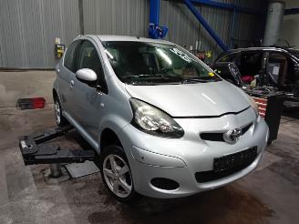 Toyota Aygo Aygo (B10) Hatchback 1.0 12V VVT-i (1KR-FE) [50kW]  (07-2005/05-2014) picture 2