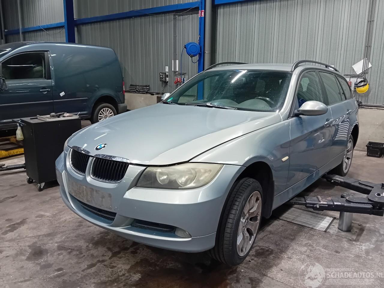 BMW 3-serie 3 serie Touring (E91) Combi 320i 16V (N43-B20A) [125kW]  (02-2007/12-2=
012)