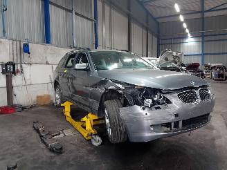 BMW 5-serie 5 serie Touring (E61) Combi 523i 24V (N53-B25A) [140kW]  (01-2007/09-2=
010) picture 2