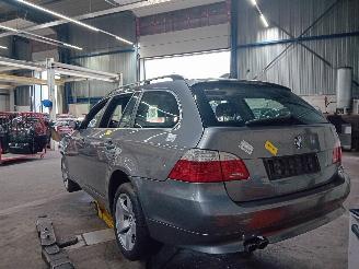 BMW 5-serie 5 serie Touring (E61) Combi 523i 24V (N53-B25A) [140kW]  (01-2007/09-2=
010) picture 4