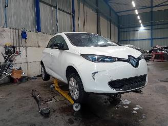 Renault Zoé Zoé (AG) Hatchback 5-drs 46kW (5AQ-601) [46kW]  (06-2012/...) picture 2