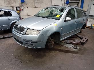 Uttjänta bilar auto Skoda Fabia Fabia (6Y5) Combi 5-drs 1.4i 16V (BKY) [55kW]  (05-2000/12-2007) 1980