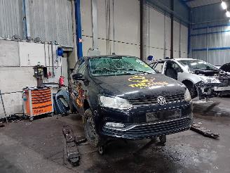 Volkswagen Polo Polo V (6R) Hatchback 1.2 TSI 16V BlueMotion Technology (CJZC(Euro 6))=
 [66kW]  (02-2014/10-2017) picture 2