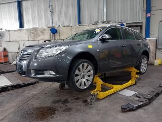 Vrakbiler auto Opel Insignia Insignia Sports Tourer Combi 2.0 CDTI 16V 160 Ecotec (A20DTH(Euro 5)) =
[118kW]  (07-2008/06-2015) 2010