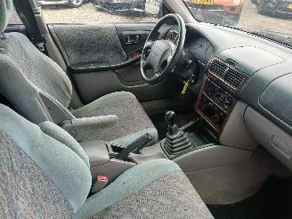 Subaru Forester Forester (SF) SUV 2.0 16V (EJ202) [90kW]  (08-1997/09-2002) picture 8