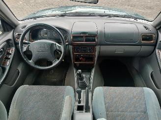 Subaru Forester Forester (SF) SUV 2.0 16V (EJ202) [90kW]  (08-1997/09-2002) picture 11