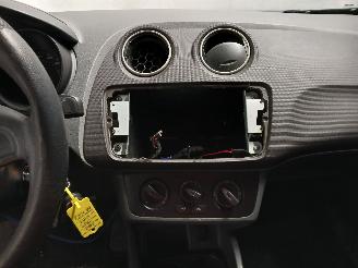 Seat Ibiza Ibiza IV (6J5) Hatchback 5-drs 1.2 12V (CGPB) [44kW]  (07-2009/05-2015=
) picture 15