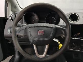 Seat Ibiza Ibiza IV (6J5) Hatchback 5-drs 1.2 12V (CGPB) [44kW]  (07-2009/05-2015=
) picture 14