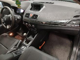 Renault Mégane Megane III Grandtour (KZ) Combi 5-drs 1.4 16V TCe 130 (H4J-700(H4J-A7)=
) [96kW]  (05-2009/02-2016) picture 5