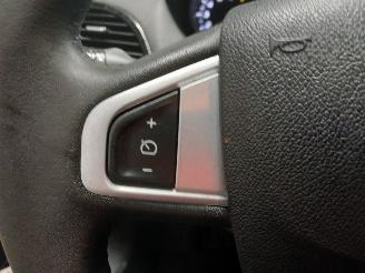 Renault Mégane Megane III Grandtour (KZ) Combi 5-drs 1.4 16V TCe 130 (H4J-700(H4J-A7)=
) [96kW]  (05-2009/02-2016) picture 12