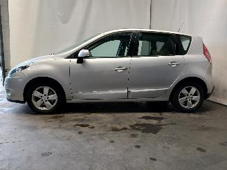 Renault Scenic Scénic III (JZ) MPV 1.4 16V TCe 130 (H4J-700(H4J-A7)) [96kW]  (02-20=
09/09-2016) picture 4