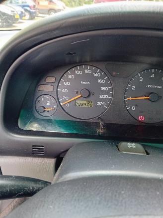 Subaru Forester Forester (SF) SUV 2.0 16V (EJ202) [90kW]  (08-1997/09-2002) picture 2