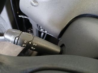 Renault Twingo Twingo II (CN) Hatchback 3-drs 1.2 (D7F-800(Euro 4)) [43kW]  (03-2007/=
09-2014) picture 13