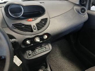 Renault Twingo Twingo II (CN) Hatchback 3-drs 1.2 (D7F-800(Euro 4)) [43kW]  (03-2007/=
09-2014) picture 15