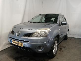 Ocazii autoturisme Renault Koleos Koleos I SUV 2.5 16V (2TR-702) [126kW]  (09-2008/06-2017) 2008/9