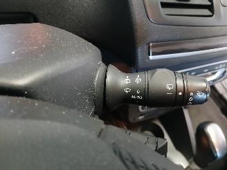 Renault Mégane Megane III Grandtour (KZ) Combi 5-drs 2.0 16V CVT (M4R-F713) [103kW]  =
(05-2009/02-2016) picture 15