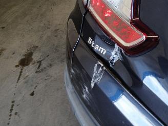 Renault Mégane Megane III Grandtour (KZ) Combi 5-drs 2.0 16V CVT (M4R-F713) [103kW]  =
(05-2009/02-2016) picture 21