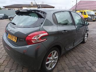 Peugeot 208 208 I (CA/CC/CK/CL) Hatchback 1.2 Vti 12V PureTech 82 (EB2F(HMZ)) [60k=
W]  (03-2012/12-2019) picture 5