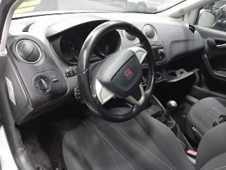 Seat Ibiza Ibiza ST (6J8) Combi 1.2 TDI Ecomotive (CFWA) [55kW]  (04-2010/05-2015=
) picture 5