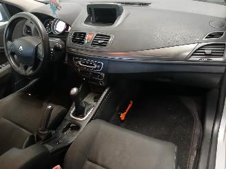 Renault Mégane Megane III Berline (BZ) Hatchback 5-drs 1.5 dCi 90 (K9K-834(K9K-H8)) [=
66kW]  (11-2008/02-2016) picture 8