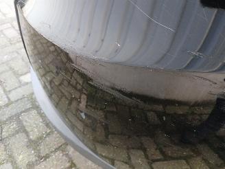 Renault Mégane Megane III Grandtour (KZ) Combi 5-drs 1.5 dCi 90 (K9K-834(K9K-H8)) [66=
kW]  (05-2009/04-2016) picture 27