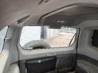 Mitsubishi Pajero Pajero Canvas Top (V6/7) Terreinwagen 3.2 DI-D 16V (4M41) [118kW]  (10=
-2001/12-2006) picture 10