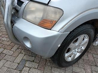 Mitsubishi Pajero Pajero Canvas Top (V6/7) Terreinwagen 3.2 DI-D 16V (4M41) [118kW]  (10=
-2001/12-2006) picture 18