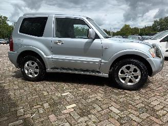 Mitsubishi Pajero Pajero Canvas Top (V6/7) Terreinwagen 3.2 DI-D 16V (4M41) [118kW]  (10=
-2001/12-2006) picture 5