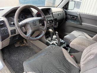 Mitsubishi Pajero Pajero Canvas Top (V6/7) Terreinwagen 3.2 DI-D 16V (4M41) [118kW]  (10=
-2001/12-2006) picture 8