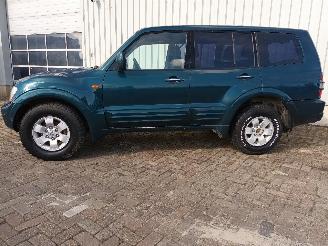 Mitsubishi Pajero Pajero Hardtop (V8/9) Terreinwagen 3.2 DI-D 16V (4M41) [121kW]  (04-20=
00/12-2006) picture 3