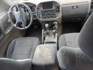 Mitsubishi Pajero Pajero Hardtop (V8/9) Terreinwagen 3.2 DI-D 16V (4M41) [121kW]  (04-20=
00/12-2006) picture 17