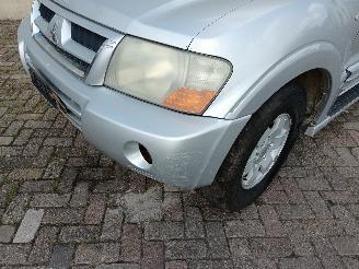 Mitsubishi Pajero Pajero Canvas Top (V6/7) Terreinwagen 3.2 DI-D 16V (4M41) [118kW]  (10=
-2001/12-2006) picture 11