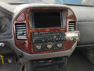 Mitsubishi Pajero Pajero Canvas Top (V6/7) Terreinwagen 3.2 DI-D 16V (4M41) [118kW]  (10=
-2001/12-2006) picture 15