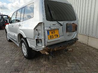 Mitsubishi Pajero Pajero Canvas Top (V6/7) Terreinwagen 3.2 DI-D 16V (4M41) [118kW]  (10=
-2001/12-2006) picture 4