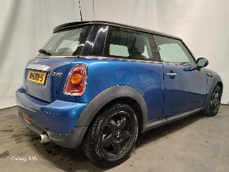 Mini Mini Mini (R56) Hatchback 1.6 16V Cooper (N12-B16A) [88kW]  (10-2006/02-201=
2) picture 6
