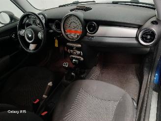Mini Mini Mini (R56) Hatchback 1.6 16V Cooper (N12-B16A) [88kW]  (10-2006/02-201=
2) picture 8