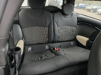 Mini Mini Clubman (R55) Combi 1.6 16V Cooper (N12-B16A) [88kW]  (10-2007/12-2013=
) picture 9