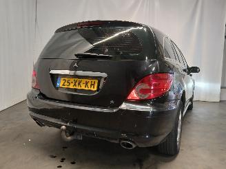 Mercedes R-klasse R (W251) MPV 3.0 320 CDI 24V 4-Matic (OM642.950) [165kW]  (01-2006/07-=
2010) picture 5