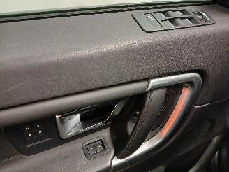 Land Rover Discovery Discovery Sport (LC) Terreinwagen 2.0 Si4 16V (204PT(GTDI)) [177kW]  (=
11-2014/...) picture 12