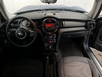 Mini Mini Mini (F56) Hatchback 3-drs 1.5 12V One D (B37C15A) [70kW]  (03-2014/..=
=2E) picture 12