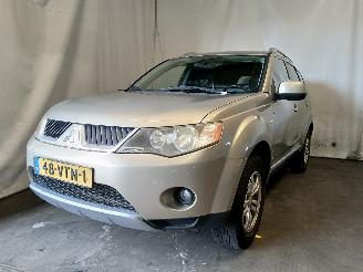 Unfallwagen Mitsubishi Outlander Outlander (CW) SUV 2.4 16V Mivec 4x2 (4B12) [125kW]  (11-2006/11-2012)= 2008/7