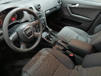 Audi A3 A3 Sportback (8PA) Hatchback 5-drs 1.8 TFSI 16V (BYT) [118kW]  (11-200=
6/03-2013) picture 12