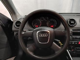 Audi A3 A3 Sportback (8PA) Hatchback 5-drs 1.8 TFSI 16V (BYT) [118kW]  (11-200=
6/03-2013) picture 20