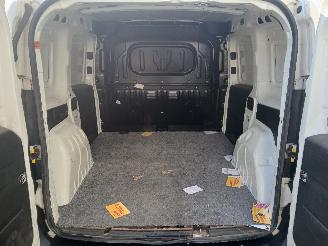 Fiat Doblo Doblo Cargo (263) Van 1.3 D Multijet (263.A.6000) [55kW]  (11-2013/12-=
2023) picture 10