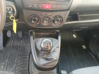 Fiat Doblo Doblo Cargo (263) Van 1.3 D Multijet (263.A.6000) [55kW]  (11-2013/12-=
2023) picture 17