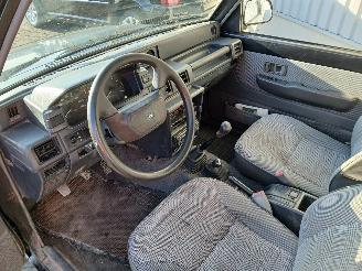 Daihatsu Feroza Feroza Soft Top (F300) Terreinwagen 1.6 DX,EL,SE 16V (HD-E) [70kW]  (1=
0-1988/12-1997) picture 9