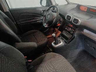 Citroën C3 C3 Picasso (SH) MPV 1.6 16V VTI 120 (EP6(5FW)) [88kW]  (02-2009/10-201=
7) picture 9