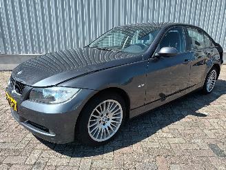 BMW 3-serie 3 serie (E90) Sedan 318d 16V (M47-D20(204D4)) [90kW]  (03-2005/08-2007=
) picture 3