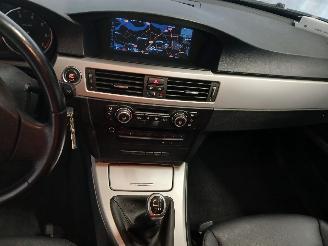 BMW 3-serie 3 serie Touring (E91) Combi 318i 16V (N43-B20A) [105kW]  (05-2007/05-2=
012) picture 18